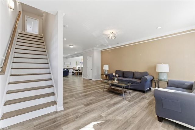 1408 Vine St, Norfolk, VA 23523