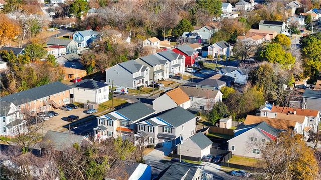 1408 Vine St, Norfolk, VA 23523