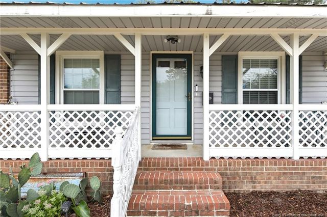 547 Farmview Drive, Fayetteville, NC 28311