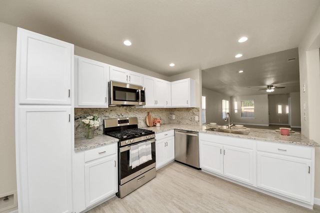 9622 Sugarblossom Lane, Sugar Land, TX 77498