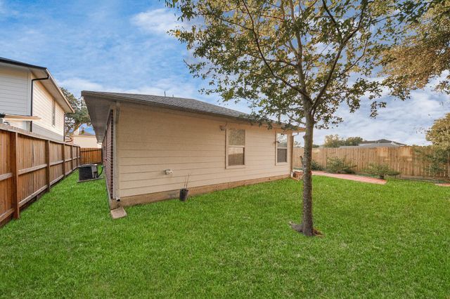 9622 Sugarblossom Lane, Sugar Land, TX 77498