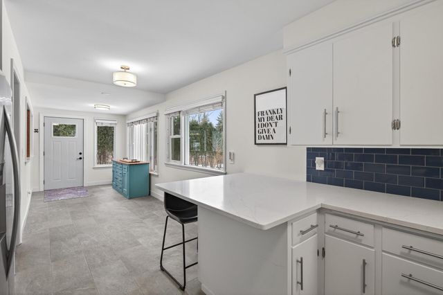 408 Natchez Avenue S, Golden Valley, MN 55416