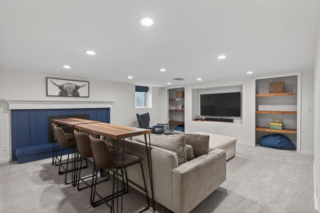 408 Natchez Avenue S, Golden Valley, MN 55416