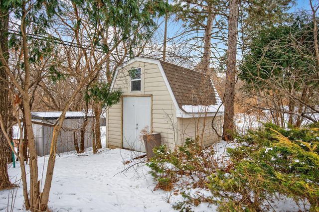 408 Natchez Avenue S, Golden Valley, MN 55416