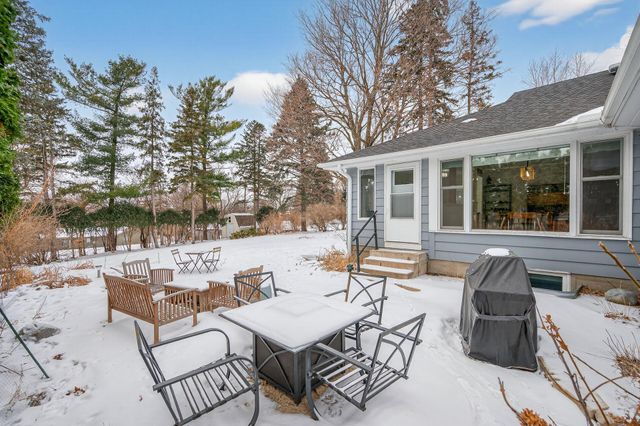 408 Natchez Avenue S, Golden Valley, MN 55416