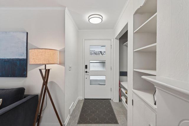 408 Natchez Avenue S, Golden Valley, MN 55416