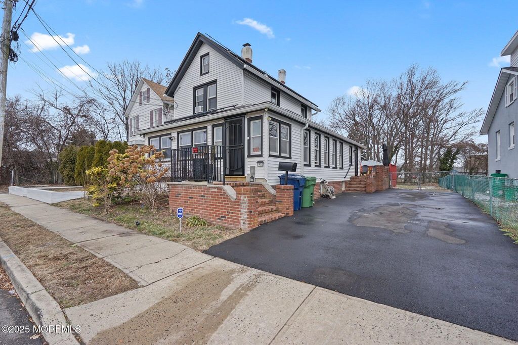 1952 Stratford Avenue, Neptune Township, NJ 07753