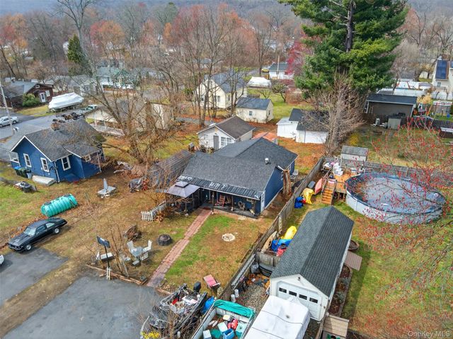 15 Court Avenue, Greenwood Lake, NY 10925