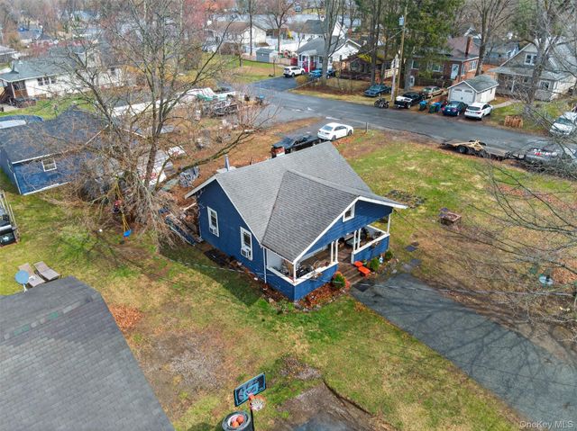 15 Court Avenue, Greenwood Lake, NY 10925