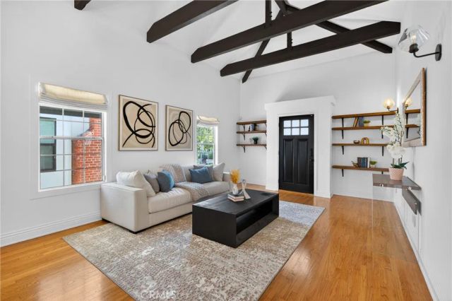 520 N Citrus Avenue, Los Angeles, CA 90036
