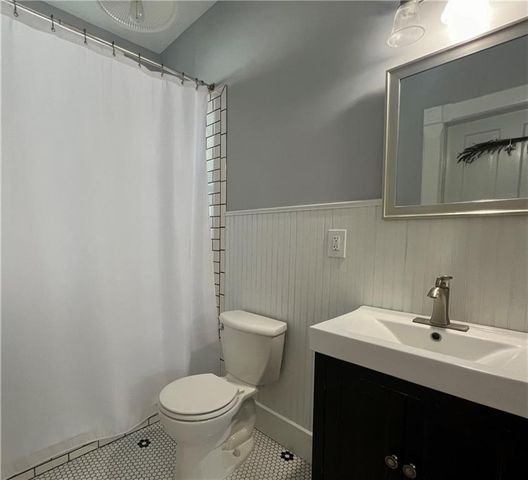 808 Mississippi Street, Lawrence, KS 66044