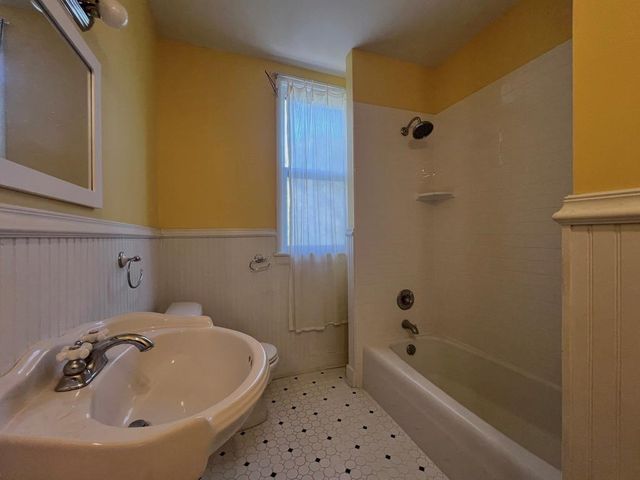 808 Mississippi Street, Lawrence, KS 66044
