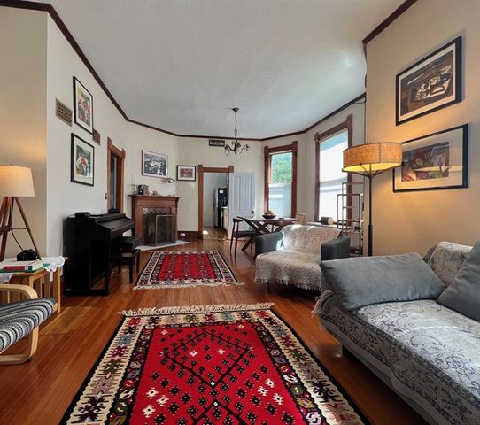 808 Mississippi Street, Lawrence, KS 66044