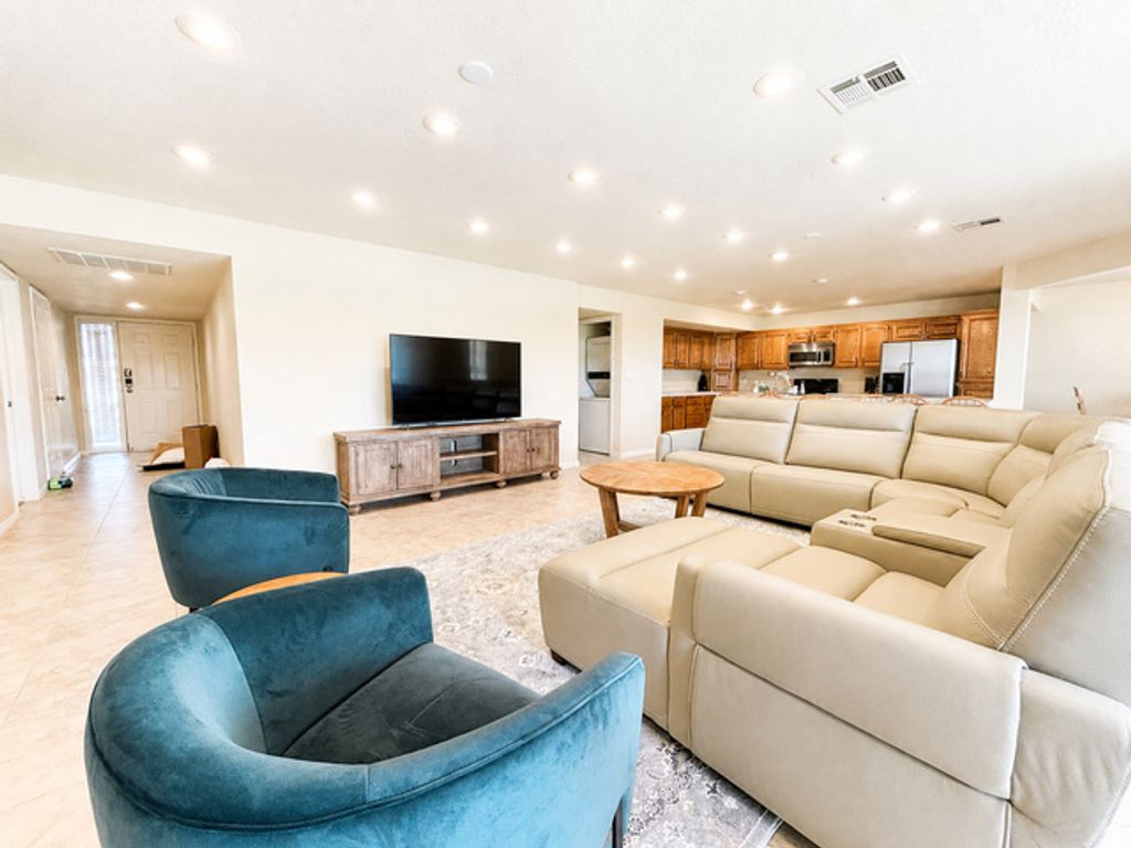 Image 1 of property listing at 1845 W CANYON VIEW DR #1605, St. George, UT 84770