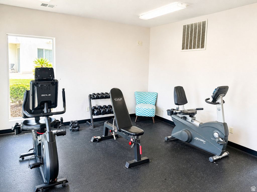 Image 30 of property listing at 1845 W CANYON VIEW DR #1605, St. George, UT 84770