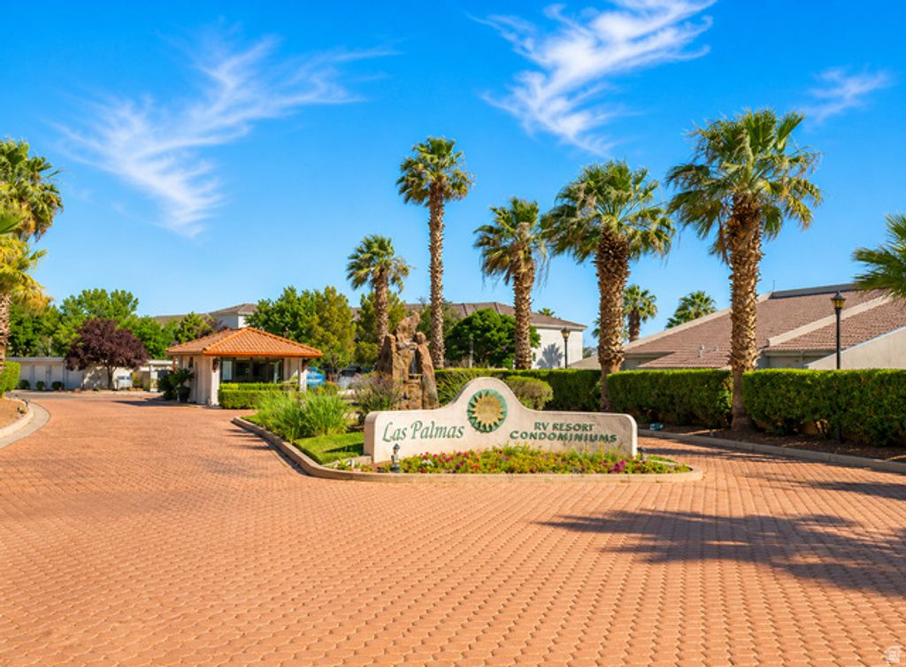 Image 37 of property listing at 1845 W CANYON VIEW DR #1605, St. George, UT 84770