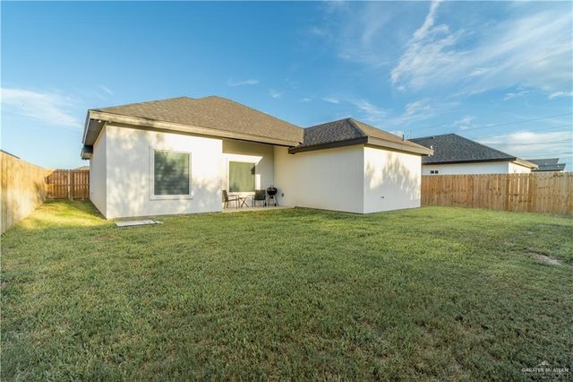 2225 N Woody Street, Edinburg, TX 78541