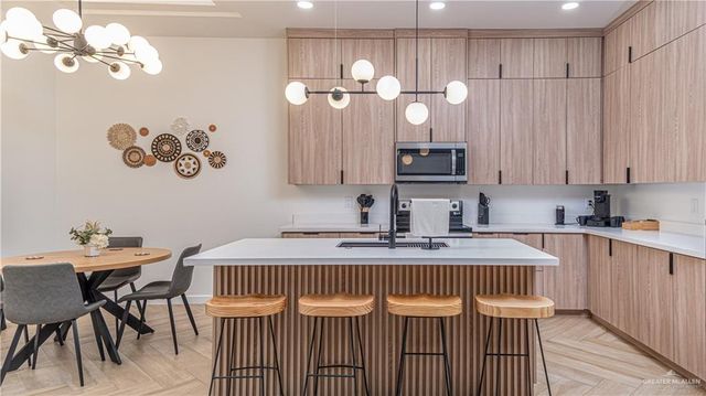 2225 N Woody Street, Edinburg, TX 78541