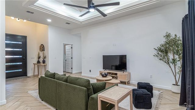 2225 N Woody Street, Edinburg, TX 78541