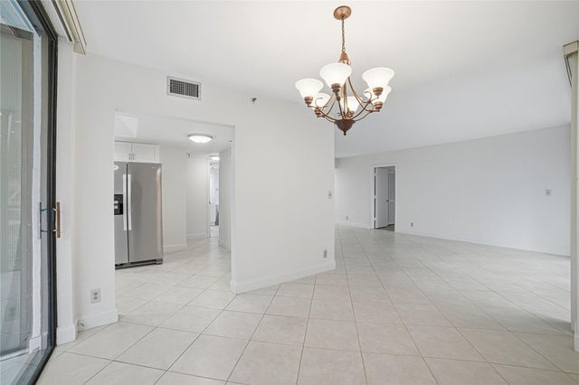 6805 Willow Wood Drive 5022, Boca Raton, FL 33434
