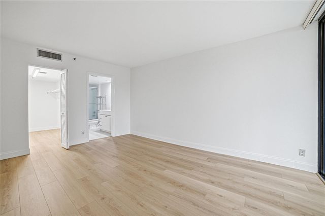 6805 Willow Wood Drive 5022, Boca Raton, FL 33434