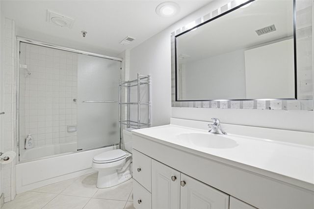 6805 Willow Wood Drive 5022, Boca Raton, FL 33434