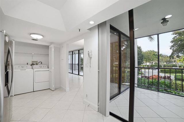 6805 Willow Wood Drive 5022, Boca Raton, FL 33434