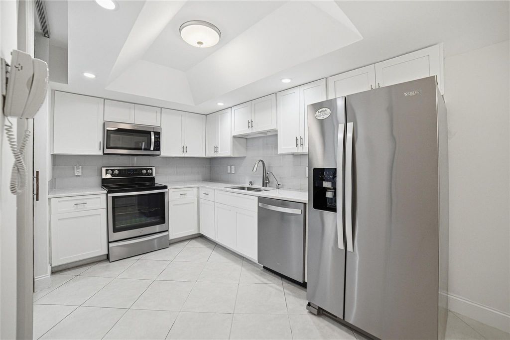 6805 Willow Wood Drive 5022, Boca Raton, FL 33434