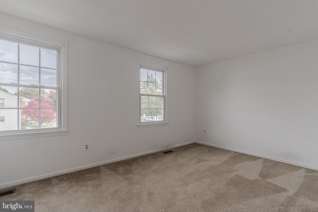 14405 BLACK HORSE CT, Centreville, VA 20120