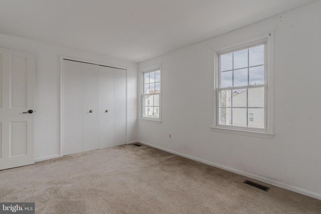 14405 BLACK HORSE CT, Centreville, VA 20120