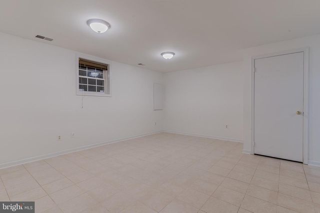 14405 BLACK HORSE CT, Centreville, VA 20120