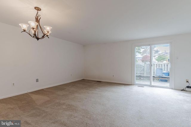 14405 BLACK HORSE CT, Centreville, VA 20120