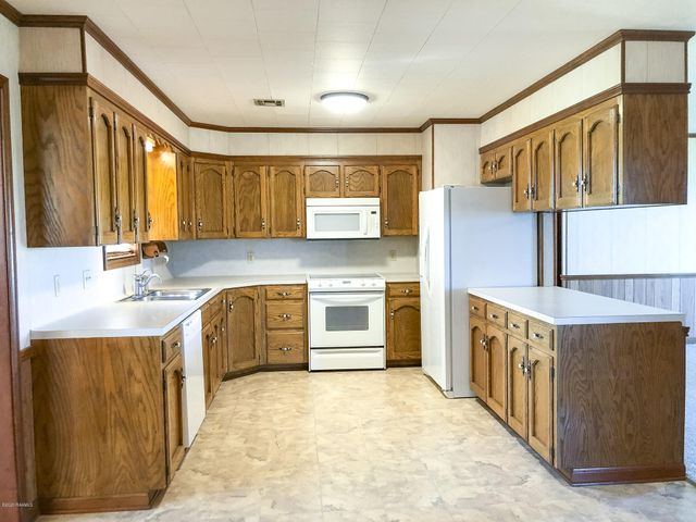 801 Rue Bon Secours, Scott, LA 70583