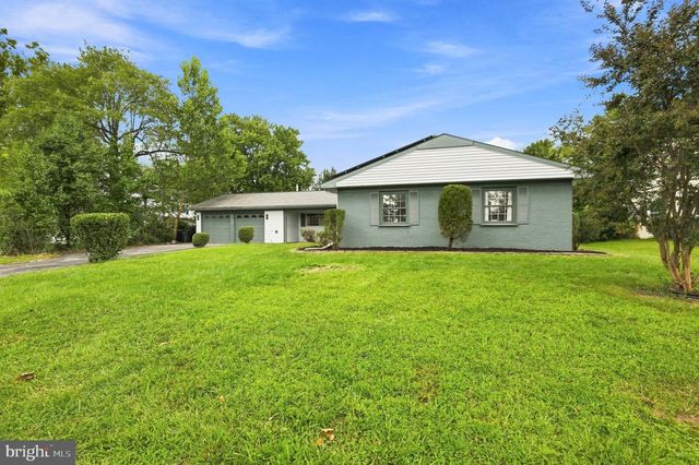 163 TWIN HILL DR, Willingboro, NJ 08046