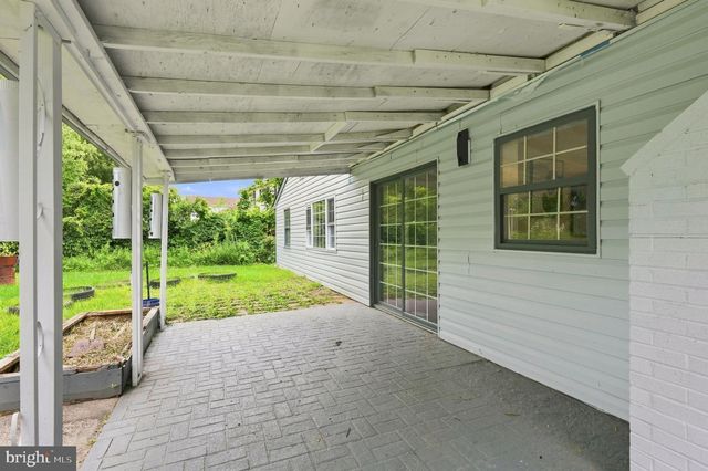 163 TWIN HILL DR, Willingboro, NJ 08046