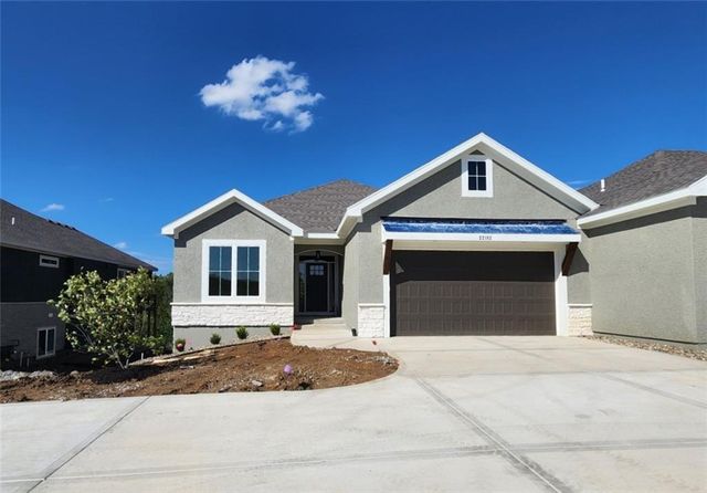 22182 W 116th Terrace, Olathe, KS 66061