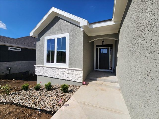 22182 W 116th Terrace, Olathe, KS 66061