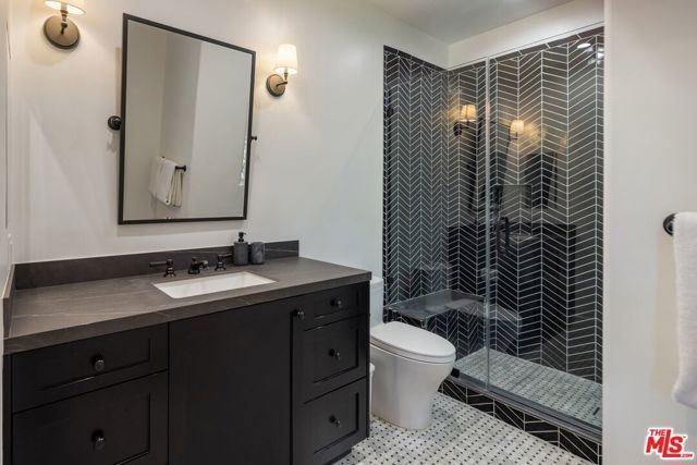 5425 Encino Avenue, Encino (los Angeles), CA 91316