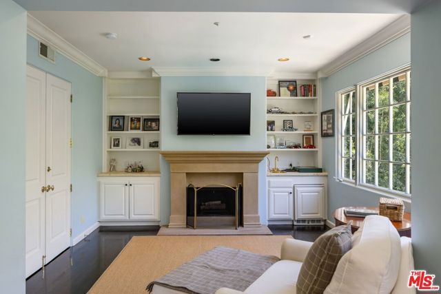 5425 Encino Avenue, Encino (los Angeles), CA 91316