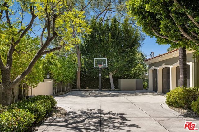 5425 Encino Avenue, Encino (los Angeles), CA 91316