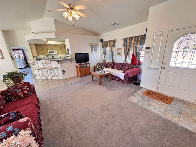 2640 South ZEPHYR Avenue, Pahrump, NV 89048