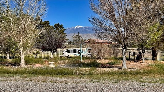 2640 South ZEPHYR Avenue, Pahrump, NV 89048