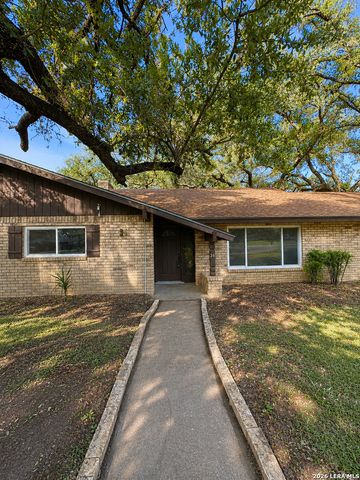 26 SUNRISE DR, Pleasanton, TX 78064