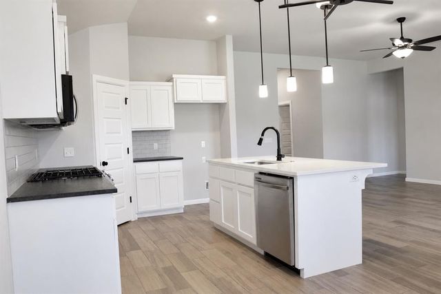2318 Arcady Avenue, Norman, OK 73026