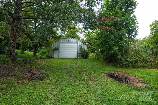 108 Nature Drive, Hendersonville, NC 28792