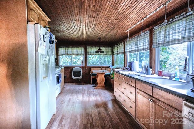 108 Nature Drive, Hendersonville, NC 28792