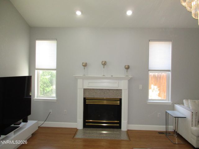 2495 Taylor Way, Carson City, NV 89703