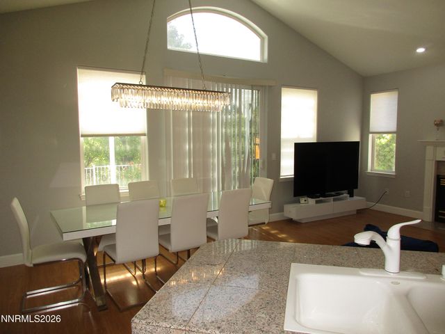 2495 Taylor Way, Carson City, NV 89703