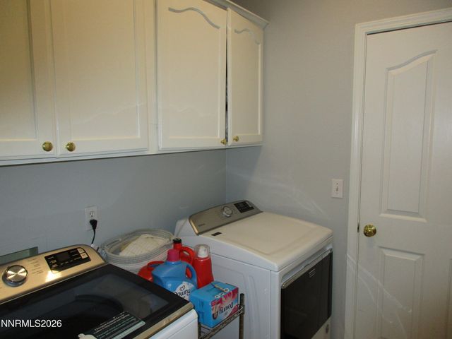 2495 Taylor Way, Carson City, NV 89703