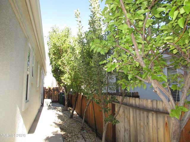 2495 Taylor Way, Carson City, NV 89703